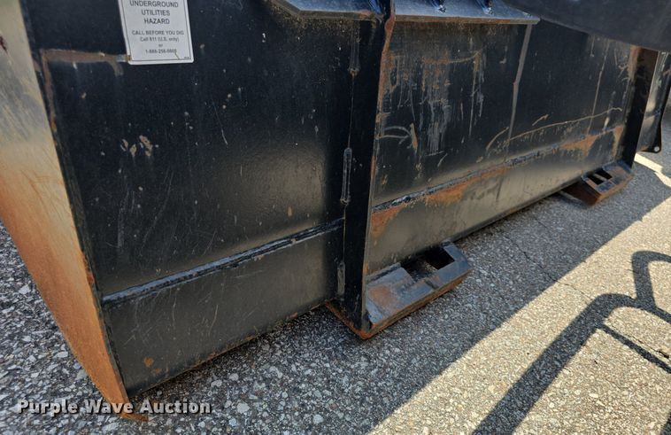 image for item EK6353 2018 Paladin skid steer bucket