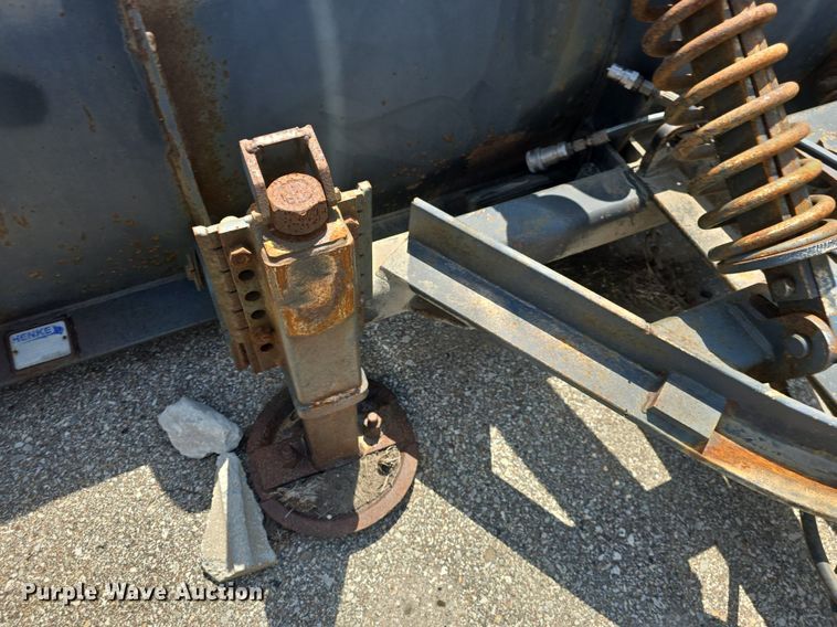 image for item EK6354 Henke snow plow