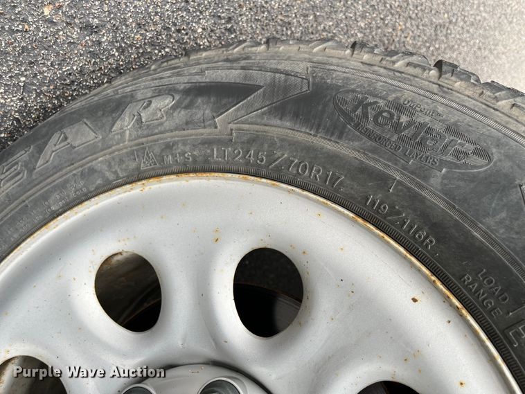 image for item EL8993 2011 Chevrolet Silverado 1500 Ext. Cab pickup truck