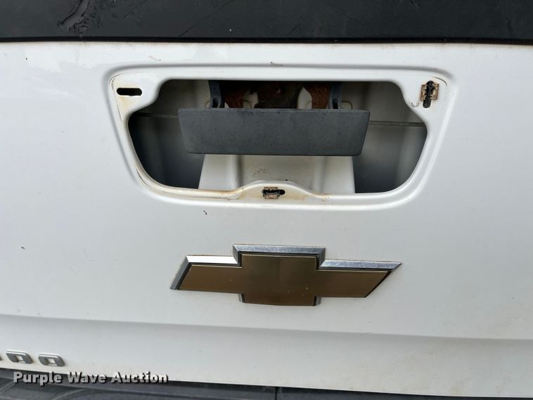 image for item EL8994 2011 Chevrolet Silverado 1500 Ext. Cab pickup truck