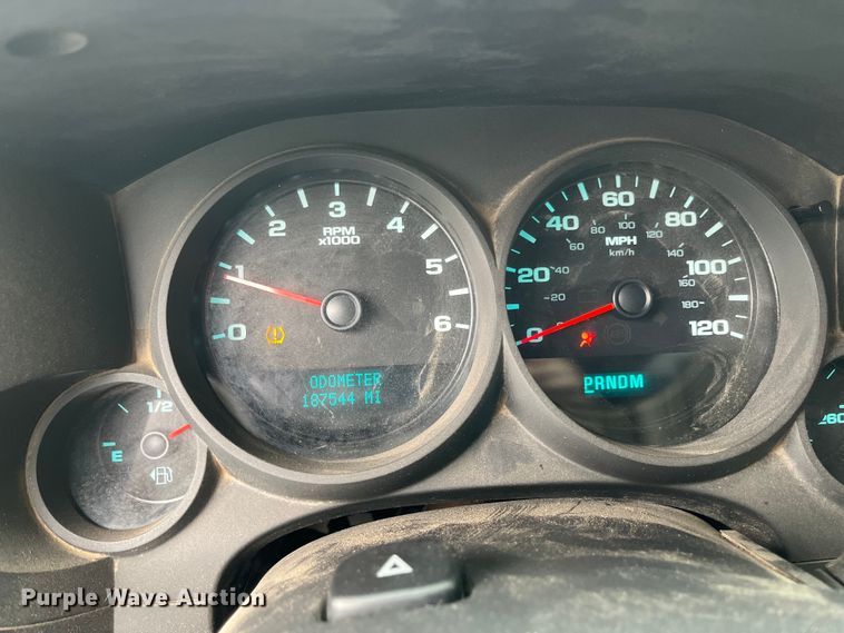 image for item EL8994 2011 Chevrolet Silverado 1500 Ext. Cab pickup truck