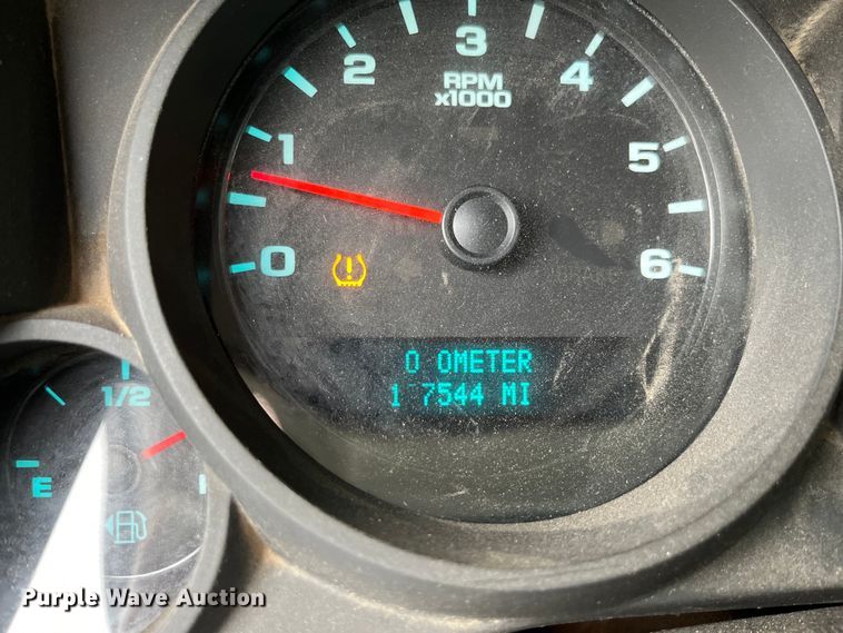 image for item EL8994 2011 Chevrolet Silverado 1500 Ext. Cab pickup truck