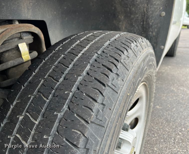 image for item EL8994 2011 Chevrolet Silverado 1500 Ext. Cab pickup truck