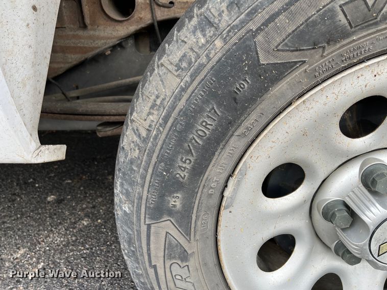 image for item EL8994 2011 Chevrolet Silverado 1500 Ext. Cab pickup truck