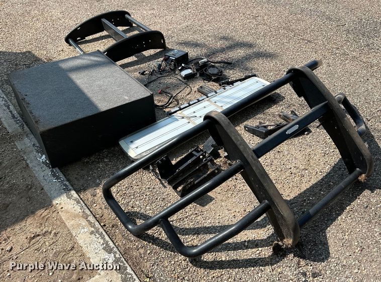 image for item IB9434 Police equipment