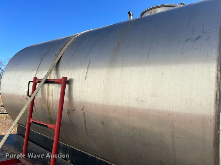 image for item LD9872 Certified Equipment water tank 