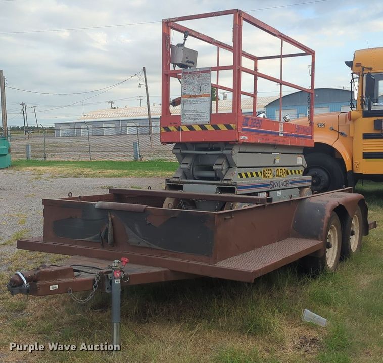 image for item NG9873 Skyjack SJIII 3220 scissor lift with trailer