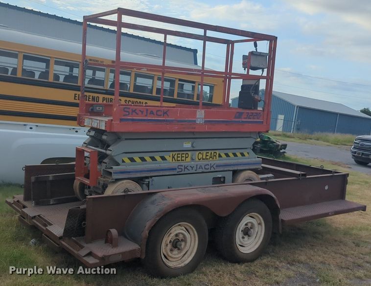 image for item NG9873 Skyjack SJIII 3220 scissor lift with trailer