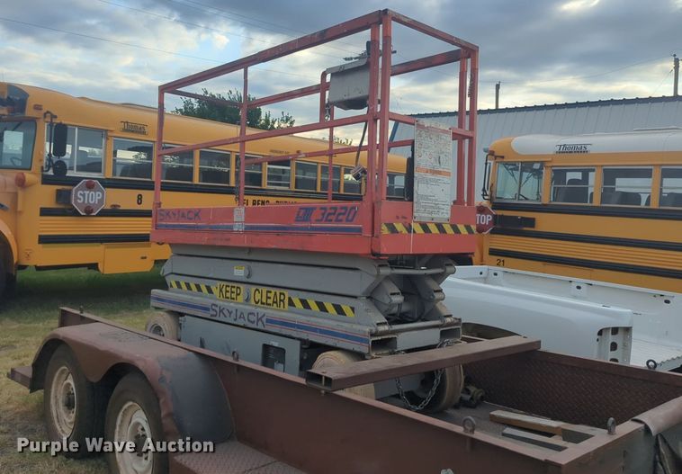 image for item NG9873 Skyjack SJIII 3220 scissor lift with trailer