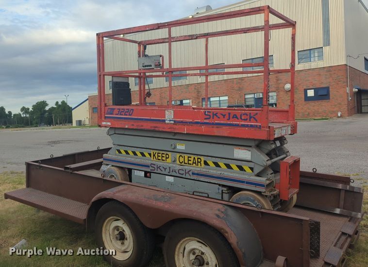 image for item NG9873 Skyjack SJIII 3220 scissor lift with trailer