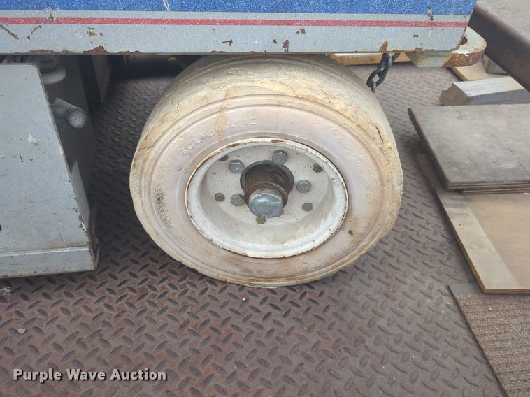 image for item NG9873 Skyjack SJIII 3220 scissor lift with trailer