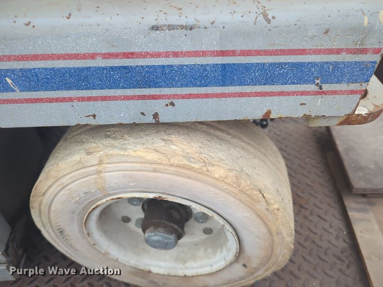 image for item NG9873 Skyjack SJIII 3220 scissor lift with trailer