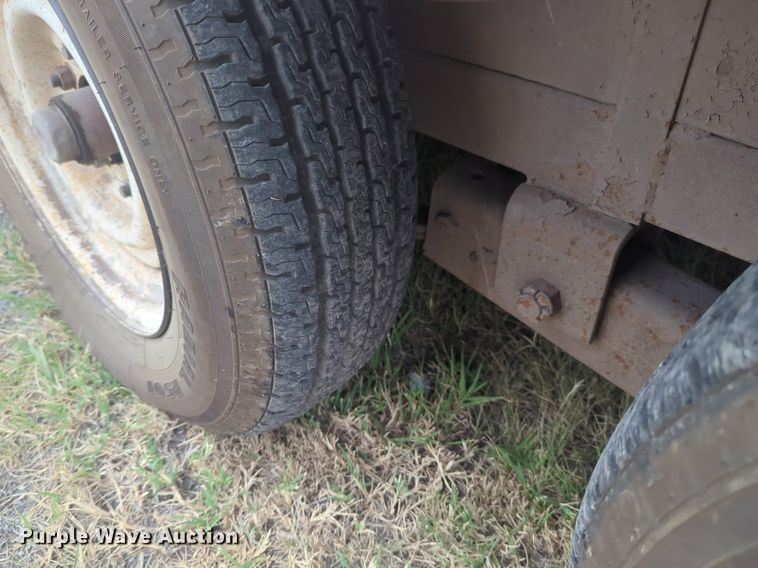 image for item NG9873 Skyjack SJIII 3220 scissor lift with trailer