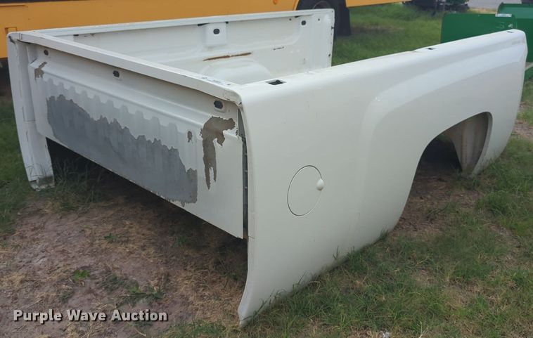 image for item NG9932 Chevrolet pickup truck bed
