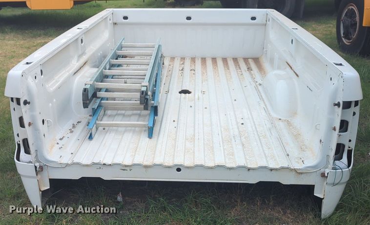 image for item NG9932 Chevrolet pickup truck bed