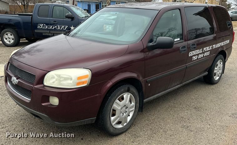 image for item NJ9444 2008 Chevrolet Uplander LS van