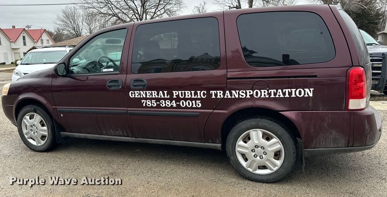 image for item NJ9444 2008 Chevrolet Uplander LS van