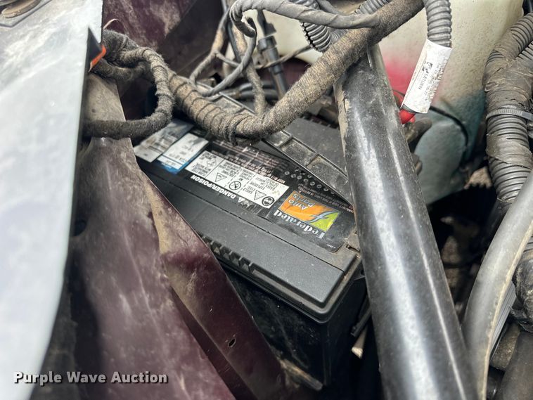 image for item NJ9444 2008 Chevrolet Uplander LS van