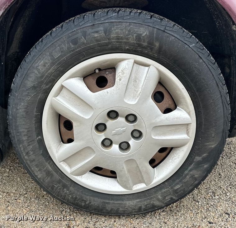 image for item NJ9444 2008 Chevrolet Uplander LS van