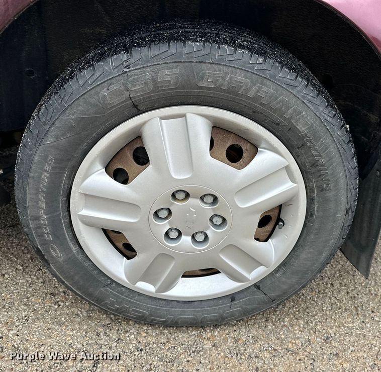 image for item NJ9444 2008 Chevrolet Uplander LS van