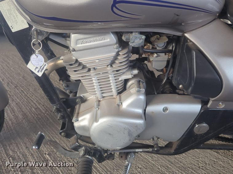 image for item NW9641 2004 Kawasaki Eliminator motorcycle