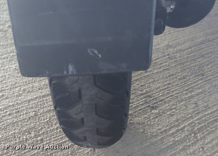 image for item NW9641 2004 Kawasaki Eliminator motorcycle