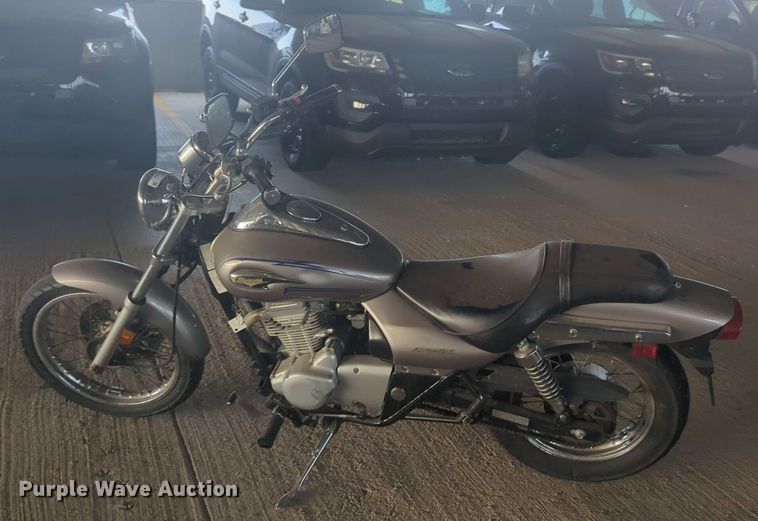 image for item NW9642 2004 Kawsaki Eliminator motorcycle