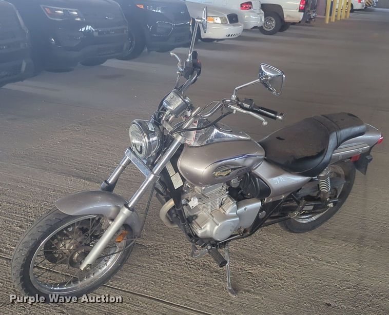 image for item NW9642 2004 Kawsaki Eliminator motorcycle