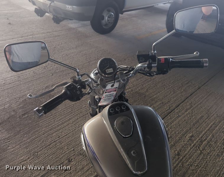 image for item NW9642 2004 Kawsaki Eliminator motorcycle