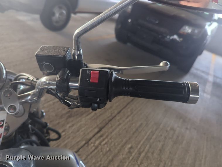 image for item NW9642 2004 Kawsaki Eliminator motorcycle