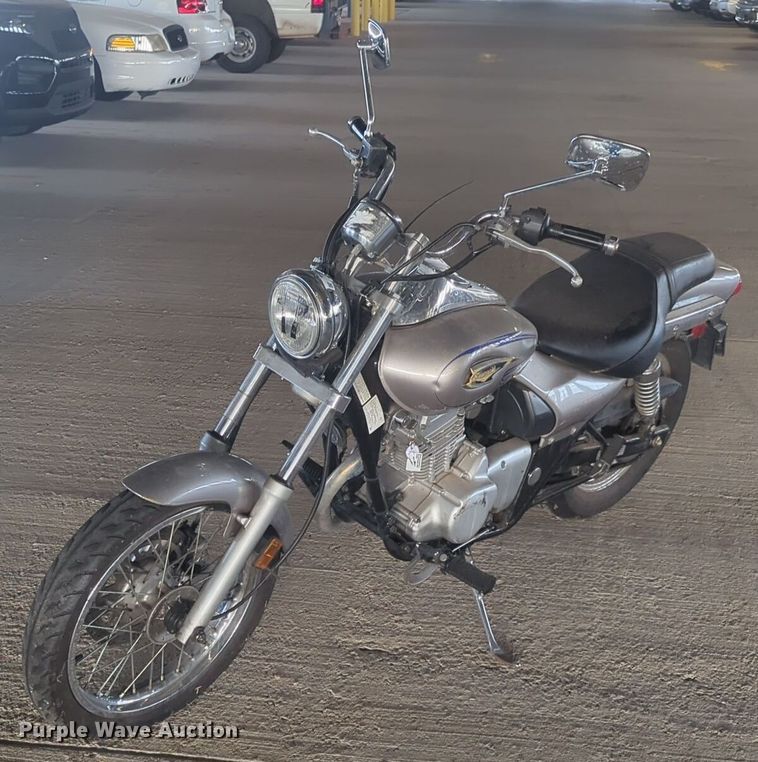 image for item NW9643 2004 Kawasaki Eliminator motorcycle