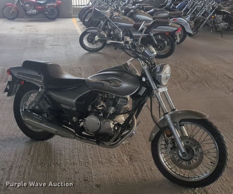 image for item NW9643 2004 Kawasaki Eliminator motorcycle