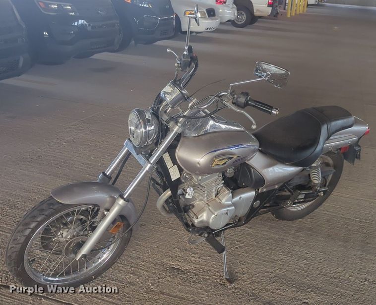 image for item NW9643 2004 Kawasaki Eliminator motorcycle