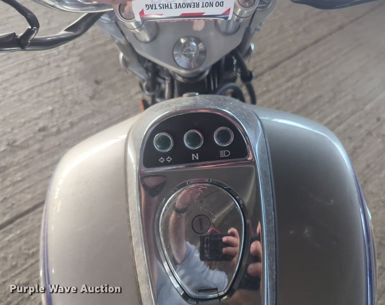 image for item NW9643 2004 Kawasaki Eliminator motorcycle