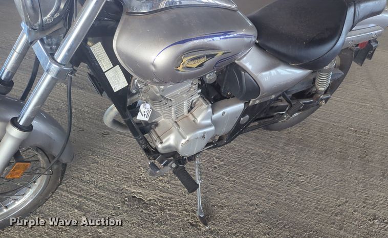 image for item NW9643 2004 Kawasaki Eliminator motorcycle