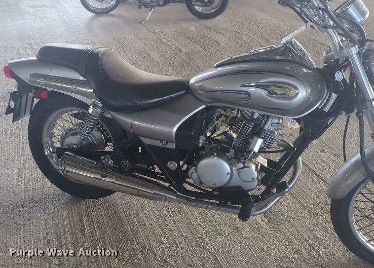 image for item NW9643 2004 Kawasaki Eliminator motorcycle