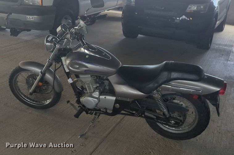 image for item NW9645 2004 Kawasaki Eliminator motorcycle