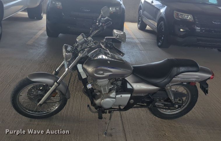 image for item NW9645 2004 Kawasaki Eliminator motorcycle