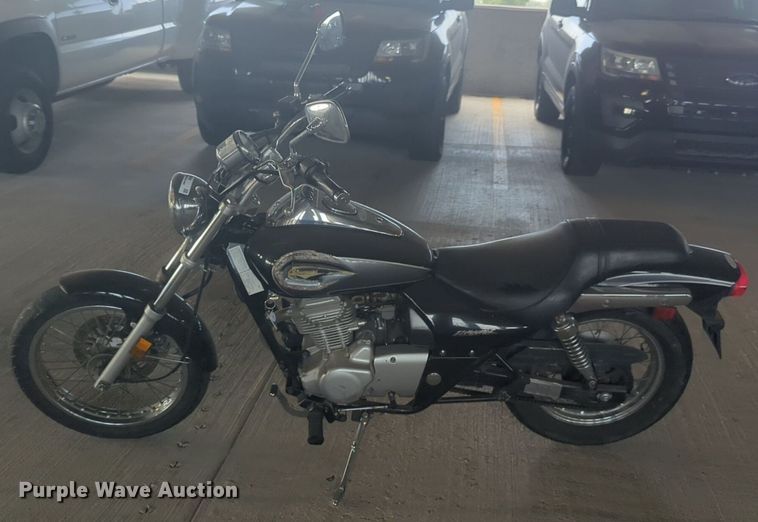 image for item NW9646 2002 Kawasaki Eliminator motorcycle