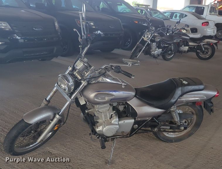 image for item NW9647 2004 Kawasaki Eliminator motorcycle