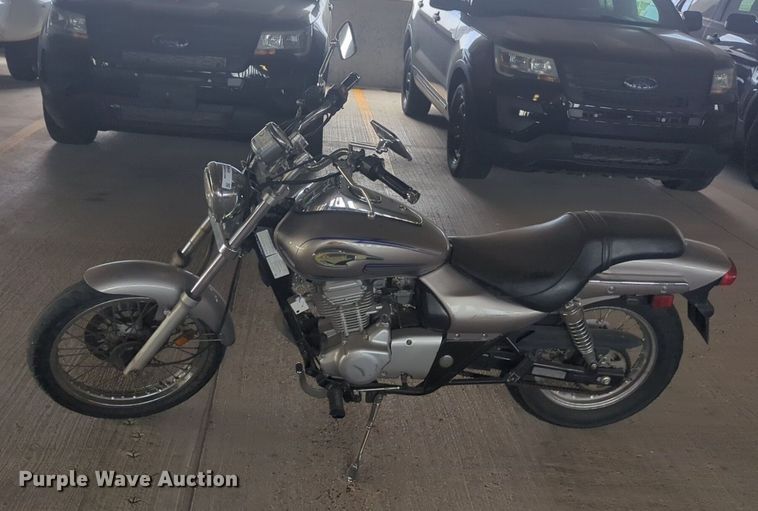 image for item NW9648 2004 Kawasaki Eliminator motorcycle