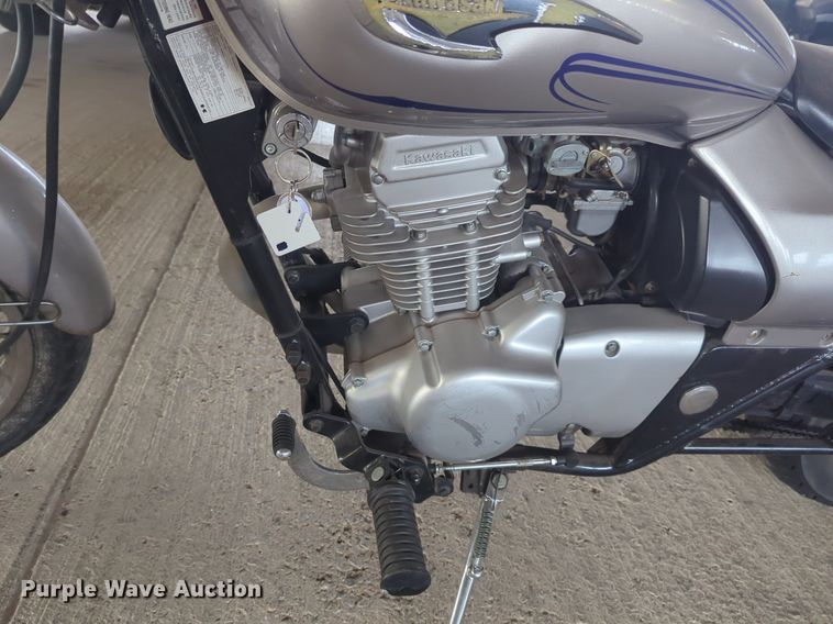 image for item NW9648 2004 Kawasaki Eliminator motorcycle