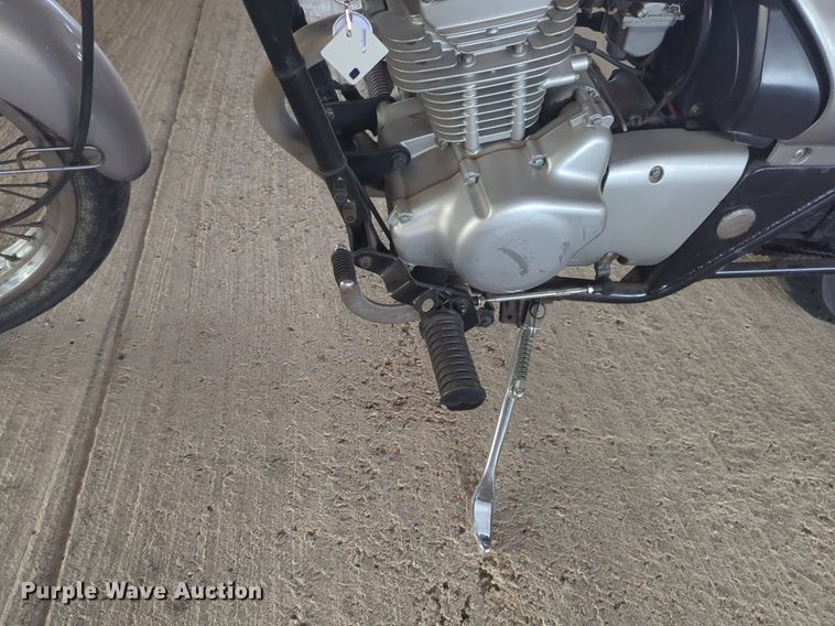 image for item NW9648 2004 Kawasaki Eliminator motorcycle