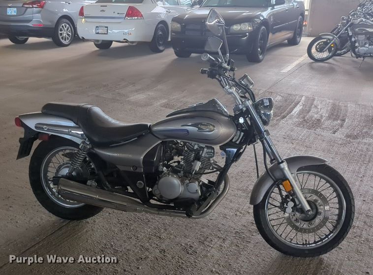 image for item NW9649 2004 Kawasaki Eliminator motorcycle