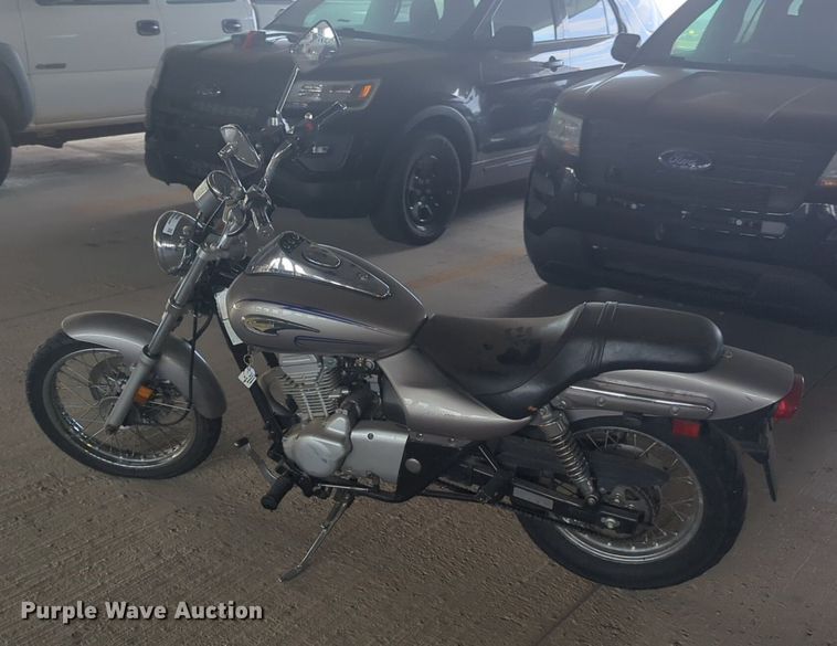 image for item NW9649 2004 Kawasaki Eliminator motorcycle