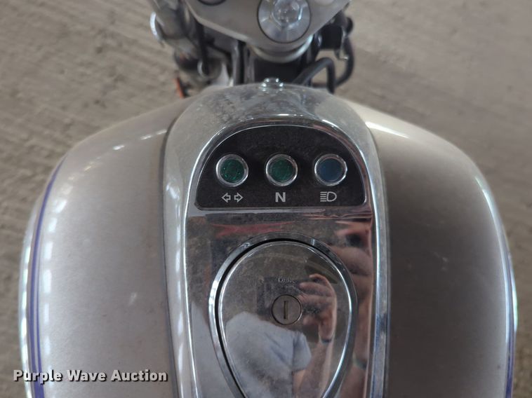 image for item NW9649 2004 Kawasaki Eliminator motorcycle