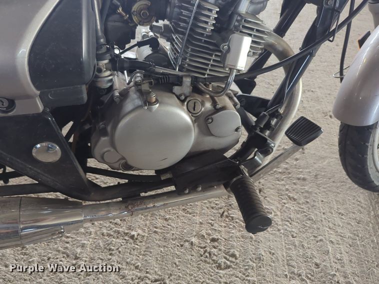 image for item NW9649 2004 Kawasaki Eliminator motorcycle