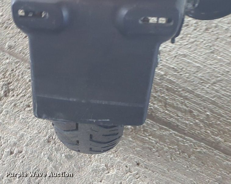 image for item NW9649 2004 Kawasaki Eliminator motorcycle