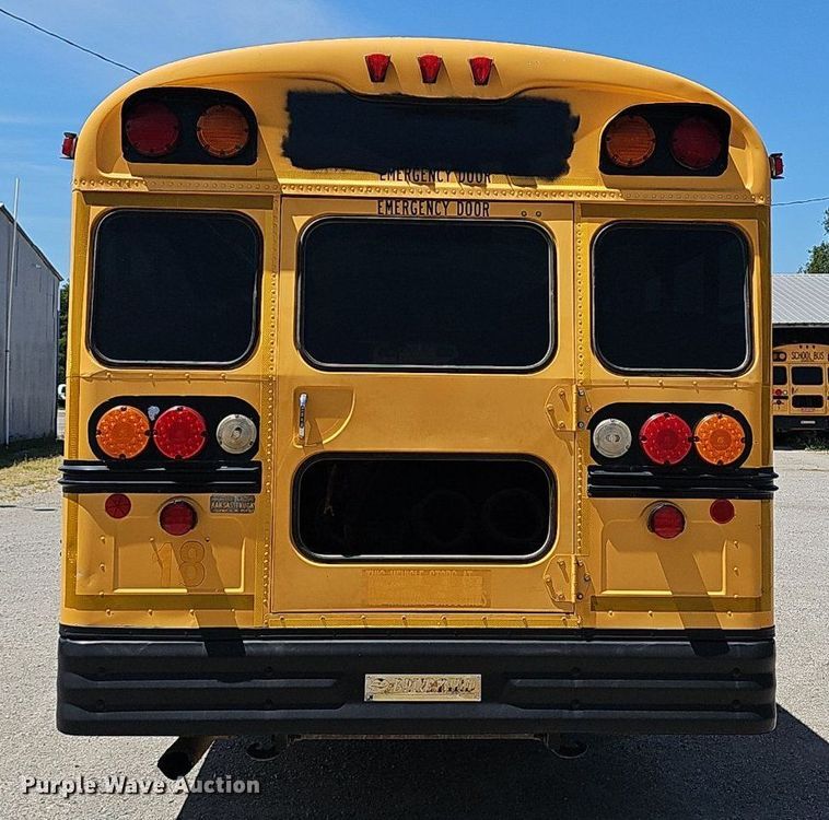 image for item NX9009 2000 Blue Bird school bus
