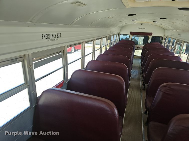 image for item NX9009 2000 Blue Bird school bus